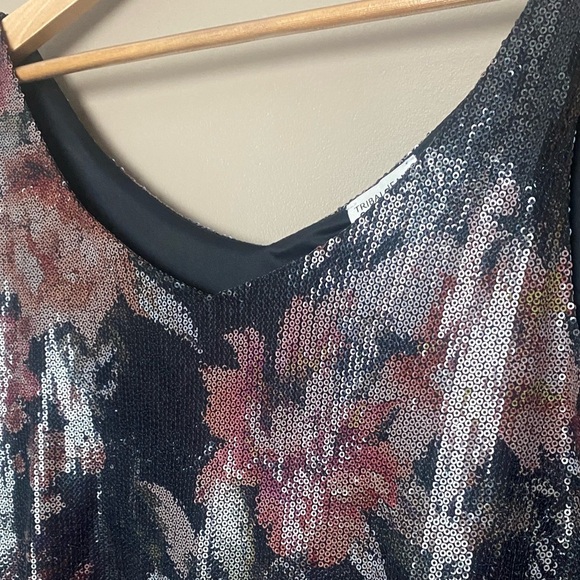 TRIBAL JEANS sexy sequin floral swing cami tank floral shiny sz M party date EUC - Picture 5 of 13
